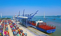 La balanza comercial de Vietnam roza un superávit de 22 mil millones de dólares al final de septiembre