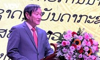 Dan bienvenida al Tet 2024 en Laos