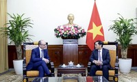 Canciller vietnamita recibe al secretario de Estado español de Asuntos Exteriores