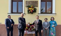Celebran en Eslovaquia el 134º natalicio del presidente Ho Chi Minh