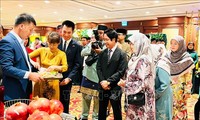 Valoran gastronomía vietnamita en festival de Año Nuevo de Brunei