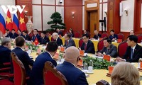 Líder del Partido mantiene conversaciones con el presidente de Rusia