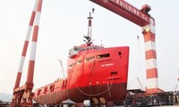 越南最现代化的石油服务船成功下水