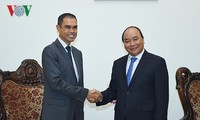 阮春福会见马来西亚驻越大使哈利德和泰国驻越大使玛诺猜