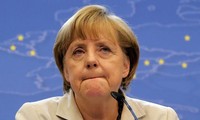 德国总理默克尔承认其移民政策有错误