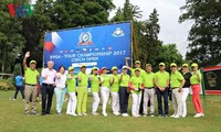 旅欧越南青年大学生夏令营在捷克举办