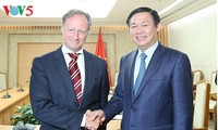 越南希望与比利时、斯洛伐克和欧盟加强合作关系  