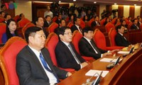越南社会舆论关注越共十二届六中全会