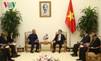 越南政府副总理武德担会见AFC主席萨尔曼