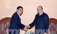 越南愿向老挝稳定并发展经济提供支持和帮助