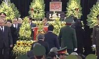 原越南国家主席黎德英追悼会隆重举行