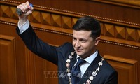 乌克兰新任总统颁布命令 7月21日提前举行议会选举
