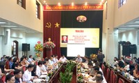 《越共中央总书记、国家主席阮富仲与越南人民和国际友人的感情》一书出版