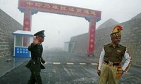 印度和中国从实际控制线的3个地点撤军