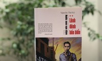 有关胡志明主席的小说《万里江山》第二集出版
