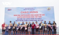 广宁省举行仪式，欢迎参加克利伯环球帆船赛的代表团