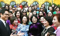   Dang Thi Ngoc Thinh rend hommage aux femmes d’affaires