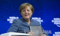 A Davos, Angela Merkel contre le protectionnisme