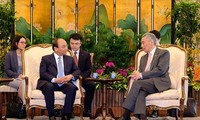  Le PM Nguyên Xuân Phuc a achevé avec succès sa visite officielle à Singapour