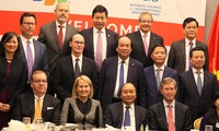 Rencontre du PM vietnamien avec des chefs d’entreprises américains
