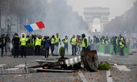 Gilets jaunes: les Champs-Elysées seront ouverts samedi aux piétons