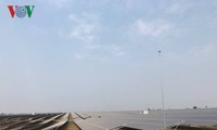 Truong Hoa Binh à l’inauguration de deux centrales solaires photovoltaïques à Dak Lak