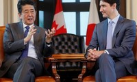 Shinzo Abe et Justin Trudeau se félicitent du partenariat transpacifique