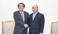 Nguyên Xuân Phuc reçoit l’ambassadeur japonais au Vietnam 
