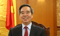 Le Conseil et le Parlement européens souhaitent promouvoir leurs relations avec le Vietnam