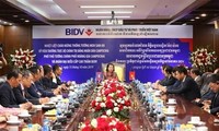 La vice-Première ministre cambodgienne poursuit sa visite au Vietnam