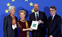 UE: Ursula Von der Leyen veut «léguer une Union plus forte»