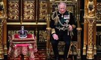 Mort d'Elizabeth II: le roi Charles III succède à sa mère sur le trône britannique