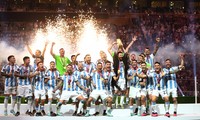 Coupe du monde 2022: l'Argentine remporte son troisième titre mondial face aux Bleus