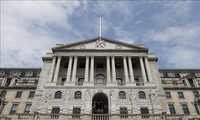  La Banque d’Angleterre relève son taux directeur à 5%