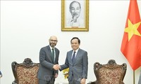 Trân Luu Quang recoit le secrétaire général de la CPA