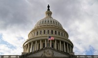 États-Unis: la Chambre des représentants adopte un projet de budget provisoire