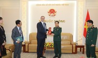Vietnam-France: Renforcer la coopération dans la défense
