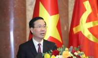 Vo Van Thuong signe la modification des accords de financement