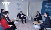 Davos 2024: Pham Minh Chinh rencontre des dirigeants de grandes entreprises mondiales