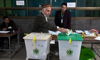 Élections au Pakistan: le parti d’Imran Khan en tête