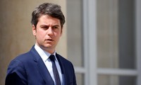 Emmanuel Macron accepte la démission de Gabriel Attal