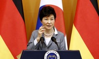 South Korea: Prosecutors ask to interrogate President