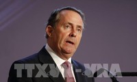 Liam Fox warns UK cannot be 'blackmailed' over Brexit bill