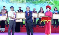 Outstanding ethnic minority people honored