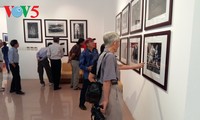 American Photography Assiociation opens exhibition in Hanoi