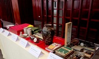 Dak Lak collectors donate antiques to help preserve traditional culture