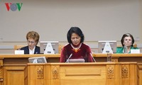 Le Vietnam appelle les femmes du monde à soutenir le développement durable