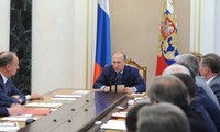 Vladimir Putin: Russia’s sovereignty not threatened
