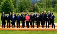 G7 set target for phasing out fossil fuels