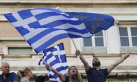 EU wants to keep Greece in Eurozone